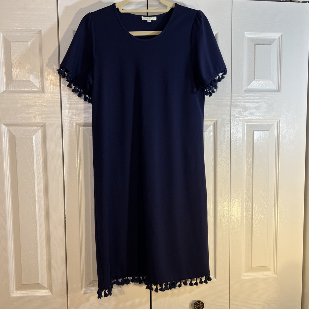 Jade Melody Tam Navy Tassel Hemline Short Sleeve Tassel Dress‎ Size Medium